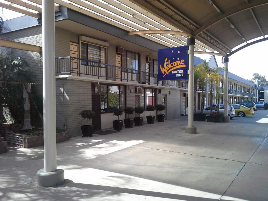 Jane Eliza Motor Inn Суон Хил Екстериор снимка
