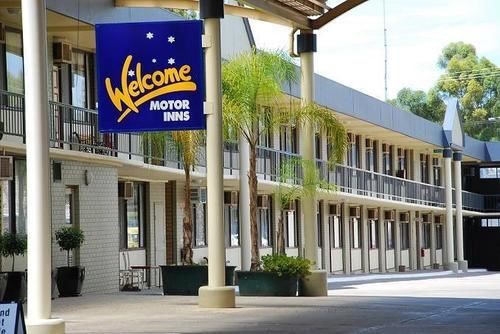 Jane Eliza Motor Inn Суон Хил Екстериор снимка